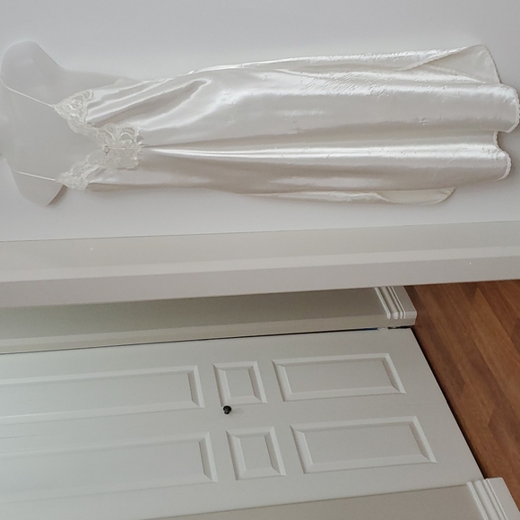 Vintage Other - Vintage Satin Lace Dainty Nightgown Medium 34-36 bust